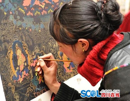 ཇོ་ནང་ལྷ་རིས་སྒྱུ་རྩལ་གྱི་རྐང་འཛིན་སློབ་མ་སྐོར་གཅིག་མཐར་ཕྱིན་པ།
