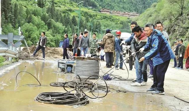 མཐོ་སྒང་ཡངས་པོར་སྲིད་གྲོས་ཀྱི་དབུལ་སྐྱོར་སྒྲ་དབྱངས་གྲགས་བྱུང་།