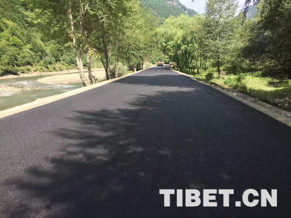   སི་ཁྲོན་དཀར་མཛེས་རོང་བྲག་རྫོང་གི་ཤང་གཉིས་ཀྱི་གཞུང་ལམ་ཞིབ་བཤེར་རྩིས་ལེན་ཤར་གཏོང་བྱས་པ།