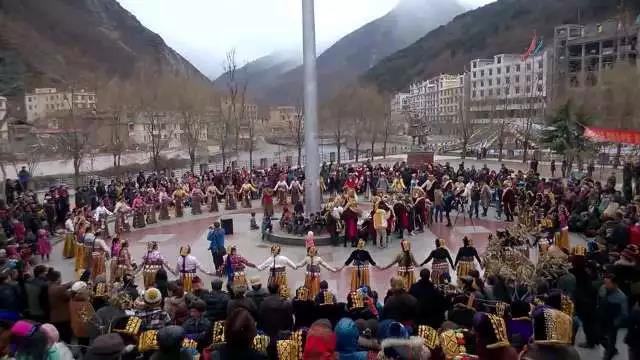 ཁྲོ་ཆུའི་ཆུ་ནག་ཡུལ་ཚོའི་དབུལ་སྒྲོལ་གྱི་གཏམ་རྒྱུད།