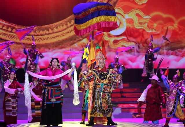 སྐལ་བཟང་ལོ་སར་ཞེས་པ་ཕབ་བསྐྲུན་ལེགས་འགྲུབ་བྱུང་། 