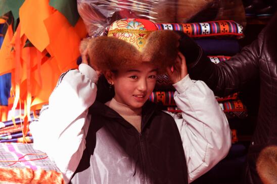ལོ་སར་གྱི་སྟ་གོན། 