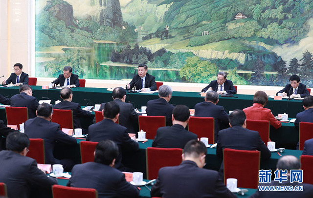 ཞི་ཅིན་ཕིང་གིས་ཏང་ཕྱིའི་མི་སྣ་དང་བཞུགས་མོལ་མཛད་པ་དང་མཉམ་དུ་ལུགས་རྙིང་ལོ་སར་བསུས།