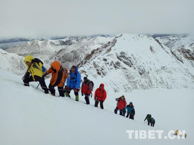 བོད་རང་སྐྱོང་ལྗོངས་ཀྱིས་ས་མཐོའི་ཁྱད་ལྡན་ལུས་རྩལ་བྱ་གཞག་འཕེལ་རྒྱས་ཀྱི་རྣམ་པ་གསར་པ་གཏོད་པ།