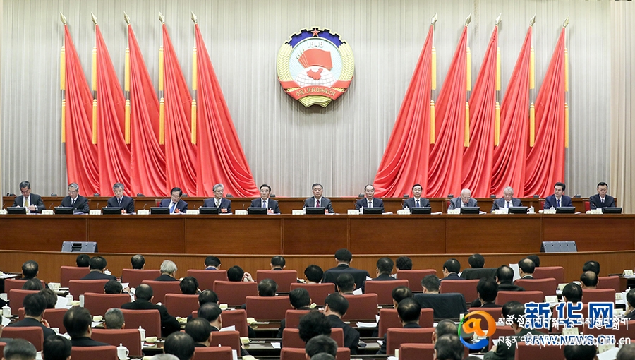 རྒྱལ་ཡོངས་སྲིད་གྲོས་སྐབས་བཅུ་གསུམ་པའི་གྲོས་ཚོགས་ཐེངས་དང་པོའི་ཀྲུའུ་ཞི་ཚོགས་པས་གྲོས་ཚོགས་ཐེངས་གཉིས་པ་བསྡུས།