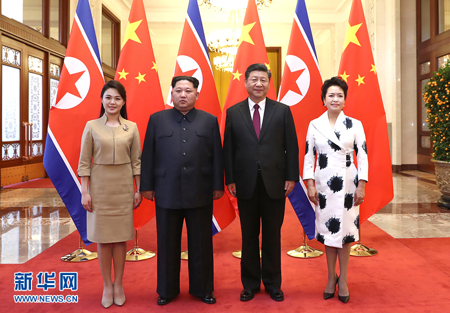 ཞི་ཅིན་ཕིང་གིས་ཅིན་ཀྲེང་ཨན་དང་གྲོས་མོལ་གནང་བ།