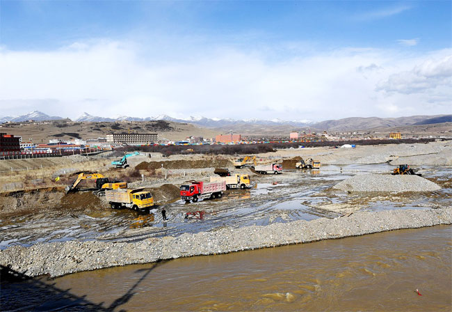 རྔ་པ་རྫོང་གི་མེ་ཏོག་གླིང་གའི་སྤང་ཐང་སྤྱི་གླིང་འཛུགས་སྐྲུན་གྱི་ཐེངས་གཉིས་པའི་ལས་གཞི་ཡོངས་སུ་སྐྲུན་འགོ་ཚུགས་པ།