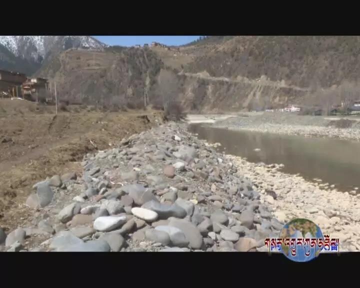 ཛམ་ཐང་རྫོང་གིས་ཆུ་རགས་རྩིག་ནས་མི་སེར་གྱི་འཚོ་བ་ལ་ཕན་བདེ་བསྐྲུན།