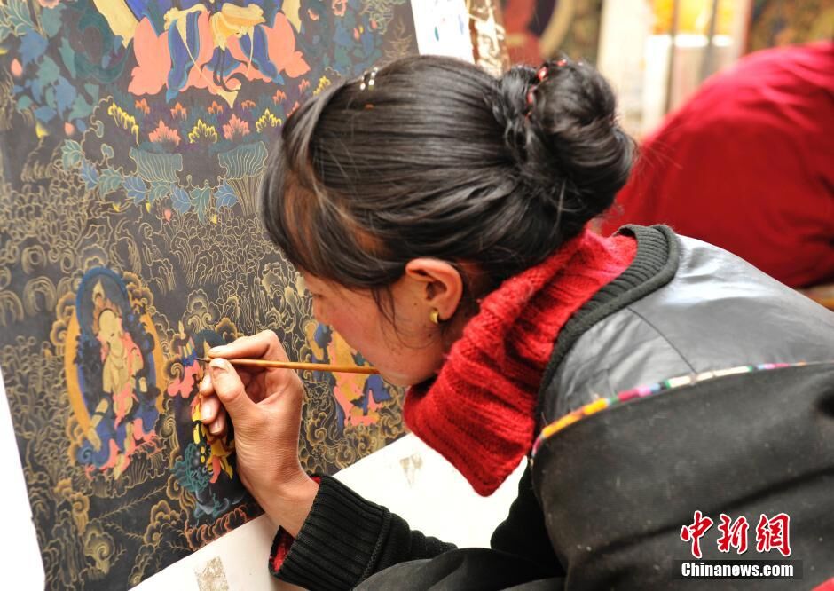 རྔ་བ་ཁུལ་གྱིས་རྩོལ་ནུས་ཚོང་རྟགས་ཀྱི་གསོ་སྦྱོང་བྱེད་ཤུགས་ཆེ་རུ་བཏང་བ།