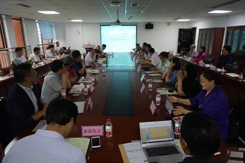 བོད་སོག་གསོ་རིག་དང་ཞང་ཞུང་ཤེས་རིག་གི་དཔྱད་གླེང་ཚོགས་འདུ་འཚོགས་པ། 
