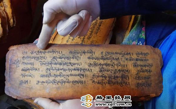 ཀན་སུའུ་བོད་ཡུལ་ཤང་ནས་གནས་རི་ཁ་བ་དཀར་པོའི་སྐོར་གྱི་དཔེ་རྙིང་རྙེད་པ།
