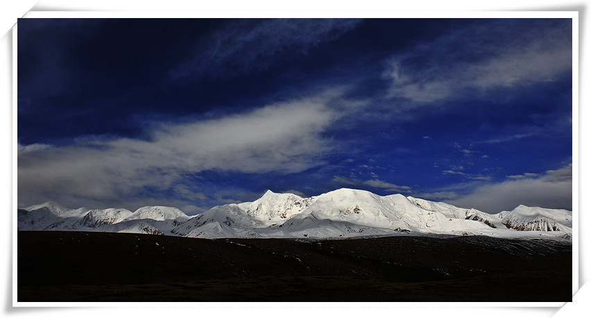 ཨ་ཆེན་གངས་རྒྱབ་ལ་འཛམ་གླིང་ཤུལ་བཞག་ལག་ཁྱེར་ཐོབ་པ།