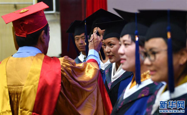 བོད་ལུགས་གསོ་རིག་གི་སློབ་མ་10ལ་ནད་ཐོག་གསོ་རིག་གི་རབ་འབྱམས་པའི་སློབ་གནས་ཐོག་མར་སྤྲད་པ།