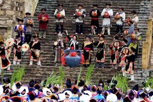 རྔ་ཁུལ་གྱི་ལྔ་བའི་ཚེས་ལྔའི་དུས་ཆེན་གྱི་བྱེད་སྒོ།