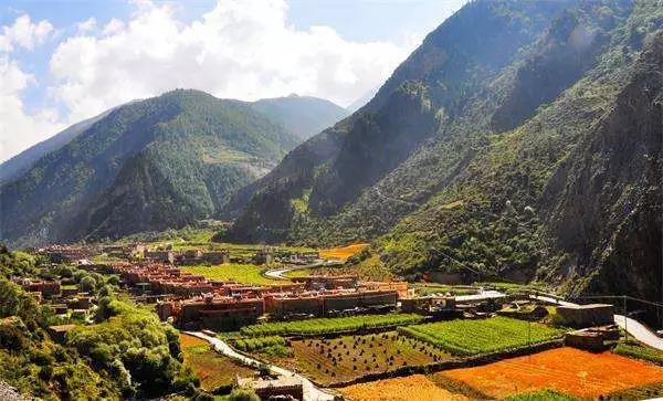 བཙན་ལྷས་བོད་ཁུལ་སྡེ་གསར་འཛུགས་སྐྲུན་གྱི་གོམ་སྟབས་མགྱོགས་སུ་བཏང་།
