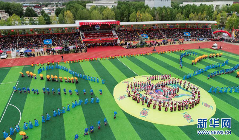བོད་ལྗོངས་གཞིས་རྩེའི་ཇོ་མོ་གླང་མའི་རིག་གནས་ཡུལ་སྐོར་དུས་ཆེན་སྐབས་བཅུ་དྲུག་པ་འགོ་ཚུགས་པ།