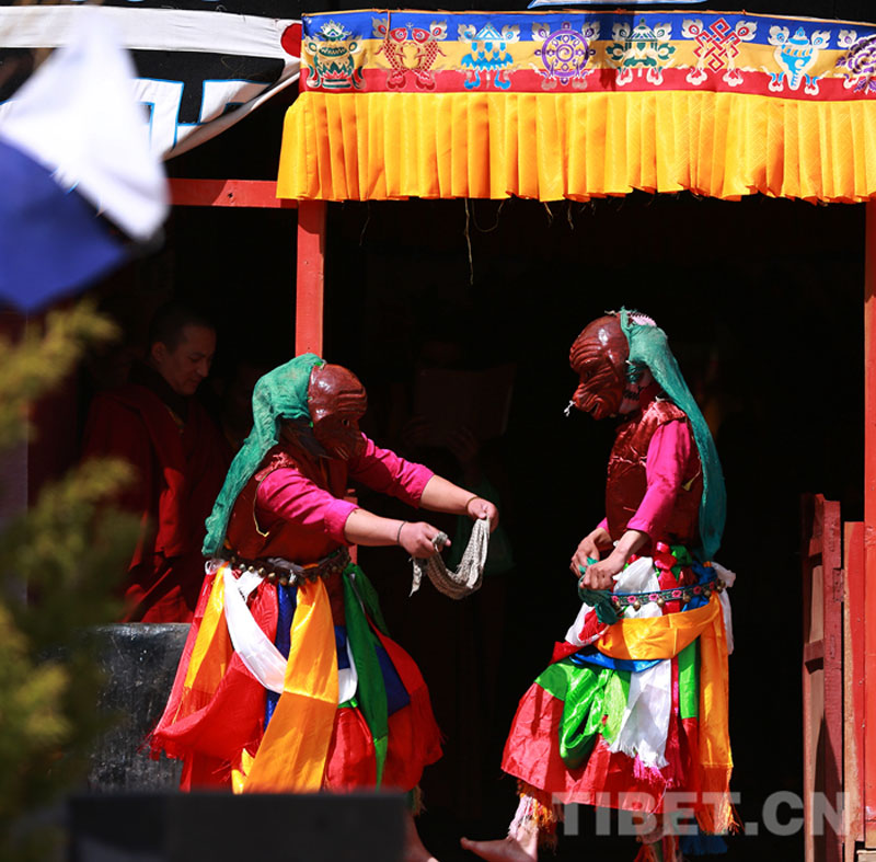 སྤྱན་གཡས་དགོན་པའི་འཆམ།