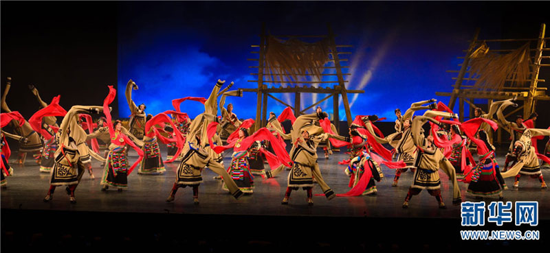 གདོད་མའི་རྣམ་པའི་གླུ་གར་ཆེ་གྲས་《བོད་ཀྱི་གསང་བ》ལི་ཅང་དུ་འཁྲབ་སྟོན་བྱས་པ།
