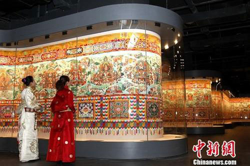 ཀྲུང་གོའི་བོད་སྨན་བརྗོད་གཞིའི་རྟེན་རྫས་བཤམས་མཛོད་ཁང་ཆེ་ཤོས་རྒྱ་བསྐྱེད་ལེགས་འགྲུབ་བྱུང་བ། 