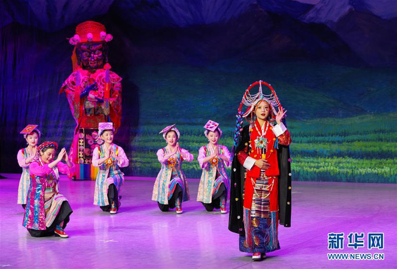 ལྷ་མོའི་འབག་གི་དགོང་ཚོགས་ལྷ་སར་གཉེར་བ།