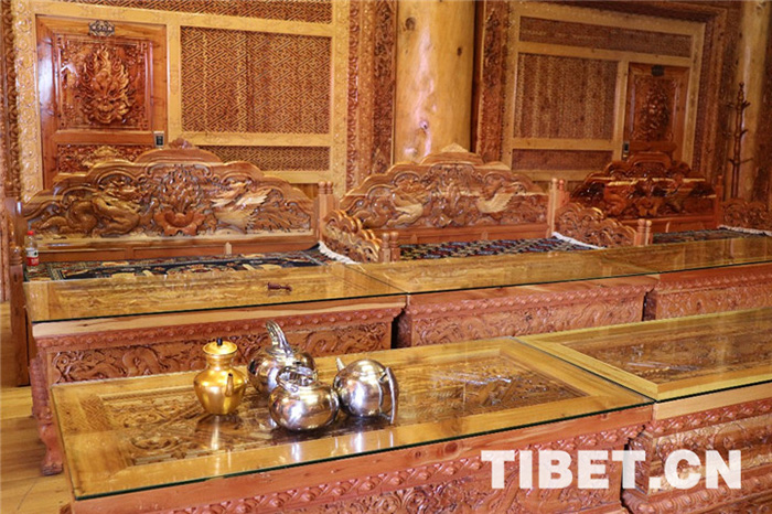 དཀར་མཛེས་ཁུལ་གྱི་རྟའུ་ཡི་དམངས་སྤྱོད་སྡོད་ཁང་།