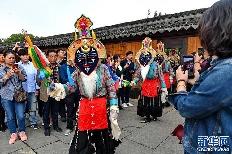 ལོ་13རིང་བོད་ལྗོངས་ཀྱིས་མངོན་མིན་རིག་གནས་ཤུལ་བཞག་སྲུང་སྐྱོང་གི་ཆེད་དོན་མ་དངུལ་སྒོར་དུང་ཕྱུར་3ཙམ་བཏང་བ།