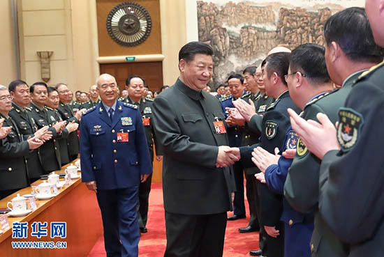 ཞི་ཅིན་ཕིང་བཅིངས་གྲོལ་དམག་དང་དྲག་ཆས་ཉེན་རྟོག་དཔུང་སྡེའི་འཐུས་མི་ཚོགས་པའི་ཚང་འཛོམས་གྲོས་ཚོགས་ལ་ཕེབས་ཞུགས་གནང་།