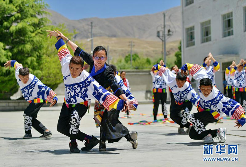ཧུའུ་པེ་ཞིང་ཆེན་གྱི་“ཚོགས་སྒྲིག་རྣམ་པའི”སློབ་གསོའི་བོད་སྐྱོར་ལ་གྲུབ་འབྲས་ཐོབ་པ།
