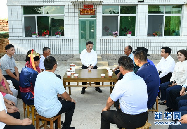 ཞི་ཅིན་ཕིང་གིས་ནང་སོག་རང་སྐྱོང་ལྗོངས་ཀྱི་བྱ་བར་རྟོག་ཞིབ་མཛད།