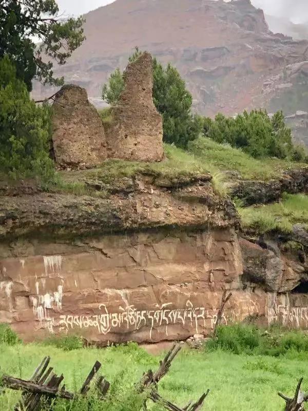 གེ་སར་རྟོག་ཞིབ་པས་ཡུལ་ཤུལ། མགོ་ལོག ཀན་ལྷོ་སོགས་སུ་རྟོག་ཞིབ་གནང་།