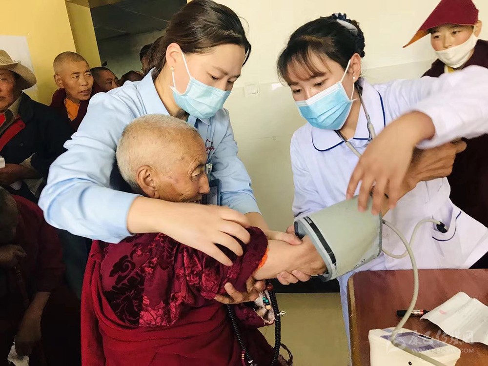 གསེར་ཐར་རྫོང་གི་ལིང་གྲིབ་ནད་པ120ཡིས་སླར་ཡང་འོད་སྣང་མཐོང་།