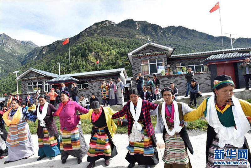 དེང་གི་རྟ་དམག་བའི་བདེ་སྐྱིད་ཀྱི་འཚོ་བ།