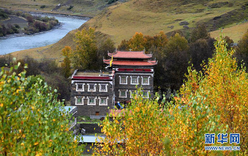 ཁྲོན་བོད་གཞུང་ལམ་ཐོག་གི་མཛེས་སྡུག་ལྡན་པའི་ཡུལ་ལྗོངས།