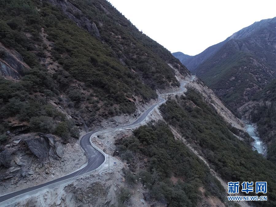 སི་ཁྲོན་གྱི་ཤང་སྐྱོད་གཞུང་ལམ་མཐའ་མ་དེ་ཤར་གཏོང་བྱུང་བ།