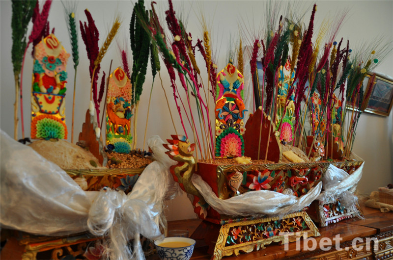འདི་ལོའི་ལོ་གསར་འདི་ལྟར་གཏོང་དགོས་ཀྱི་འདུག