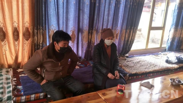 དཀར་མཛེས་རྫོང་གི་གསར་འགྱུར་དྲིལ་སྒྲོག་འཐབ་ཕྱོགས་ཀྱིས་བྱེད་ཐབས་ལེགས་པོ་སྤྱད་དེ་རིམས་ནད་འགོག་བཅོས་ལ་རམ་འདེགས་བྱེད་པ།