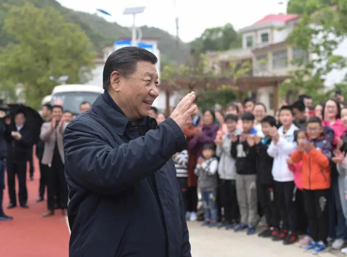 ཞི་ཅིན་ཕིང་གིས་ཧྲའན་ཤིས་སུ་སྣོད་བཅུད་སྲུང་སྐྱོང་ལ་རྟོག་ཞིབ་གནང་བ།