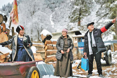 མཐོ་སྒང་གི་དབུལ་སྐྱོར་བགྲོད་ལམ་དུ་བསྐྱོད་པ།