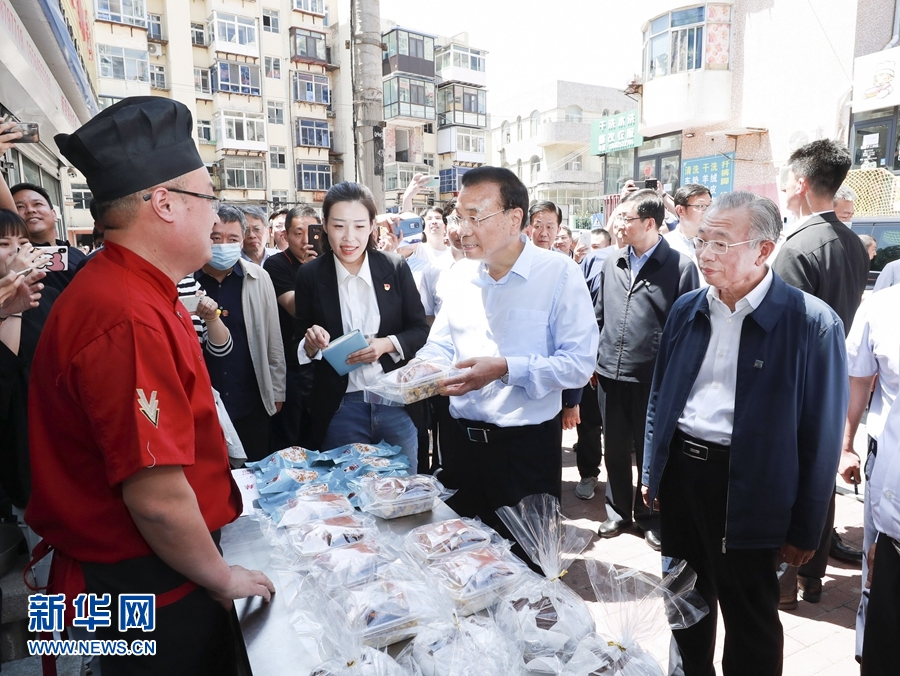ལི་ཁེ་ཆང་གིས་ཧྲན་ཏུང་དུ་རྟོག་ཞིབ་མཛད།