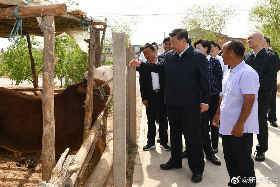 ཞི་ཅིན་ཕིང་ཉིང་ཞ་རུ་རྟོག་ཞིབ་གནང་བར་ཕེབས་པ།