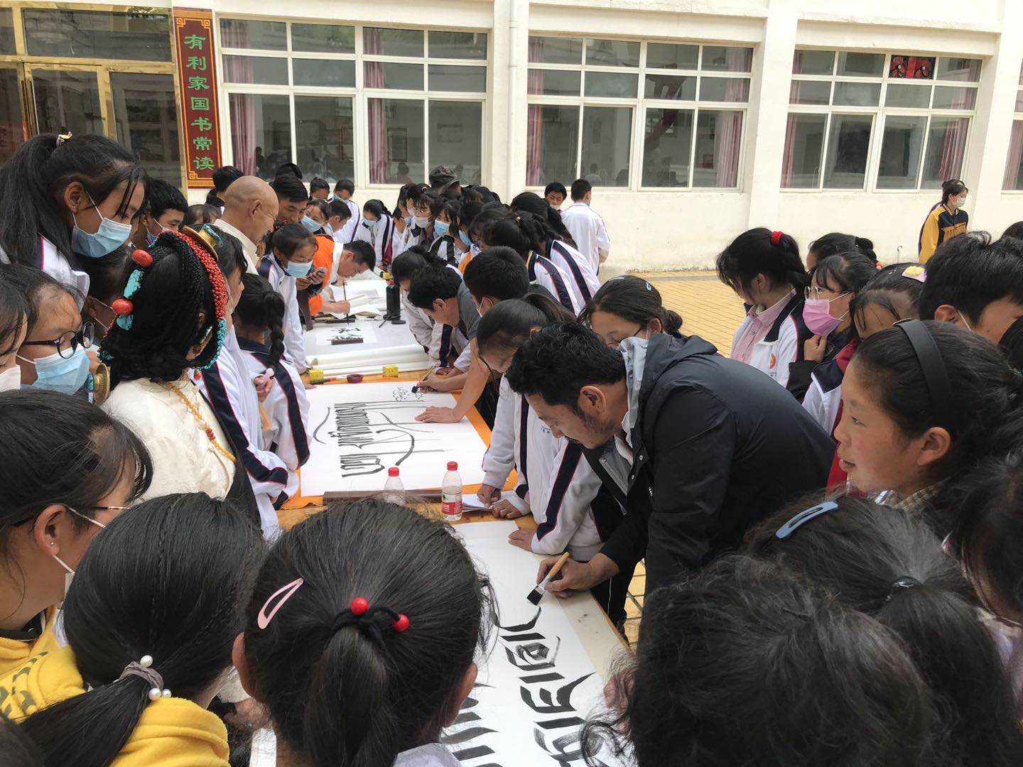 ཡབ་མེས་ཀྱི་སྨྱུག་རྩལ།  ཕྱི་རབས་པའི་རྒྱུད་འཛིན།