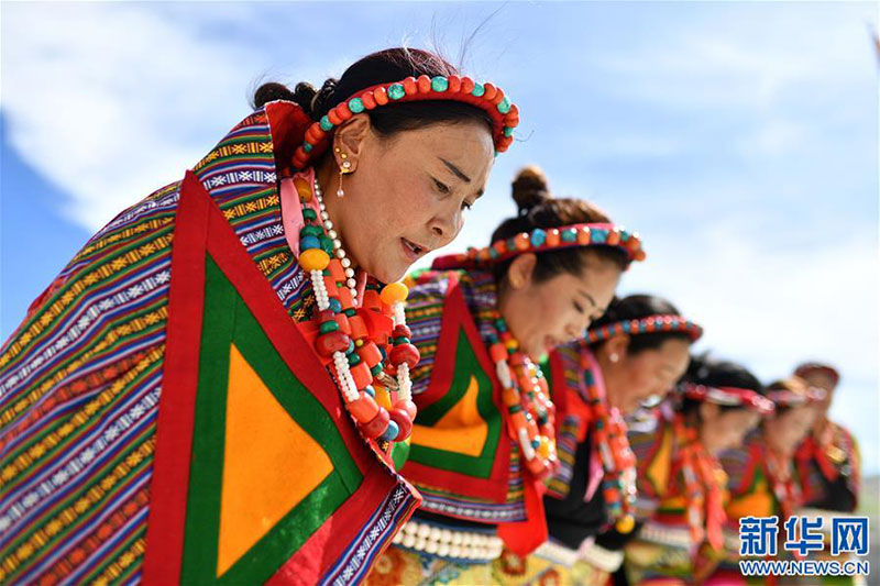 བོད་ཀྱི་རིག་གནས་ཀྱི་གཅེས་ནོར་གུ་གེའི་ཤོན།