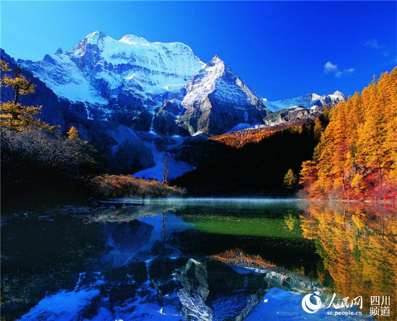 དཀར་མཛེས་ཀྱི་རིག་གནས་ཡུལ་སྐོར་དབུལ་སྒྲོལ་ཕྱུག་འགྱུར་གྱི་ལམ་ཁ་གསར་པར་གྱུར། 