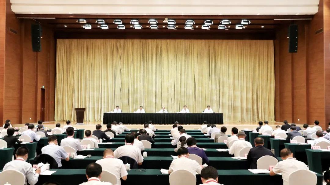 མི་རིགས་མཐུན་སྒྲིལ་སྐོར་གྱི་ཚོགས་འདུ་ཁྲེང་ཏུའུ་རུ་འཚོགས།