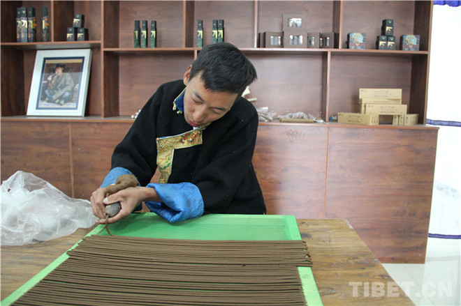 བོད་ལྗོངས་སྙེ་མོའི་ཐོན་པའི་བོད་སྤོས་རིག་གནས་ཀྱི་ཡུལ་སྐོར་དུས་ཆེན་སྐབས་དང་པོ་འགོ་ཚུགས་པ།