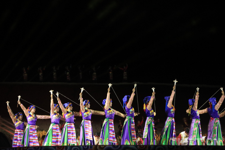 “ཕུལ་དུ་བྱུང་བའི་སྣམ་བུ། མཛེས་སྡུག་ལྡན་པའི་གྲ་ནང་”ཞེས་པའི་2020ལོའི་གྲ་ནང་སྣམ་བུའི་རིག་གནས་ཡུལ་སྐོར་དུས་ཆེན་སྤེལ་འགོ་བརྩམས།