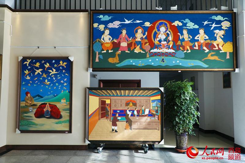 སྐབས་བཞི་བའི་རྒྱལ་ཡོངས་མཐོ་སློབ་བོད་ཀྱི་རི་མོའི་སྒྱུ་རྩལ་བརྩམས་ཆོས་འགྲེམ་སྟོན་ལྷ་ས་ནས་སྤེལ་བ།
