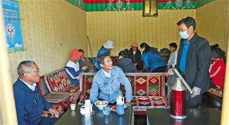 ལས་ལ་བརྩོན་པས་ཕྱུག་འགྱུར་སྒོ་མོ་ཕྱེ།