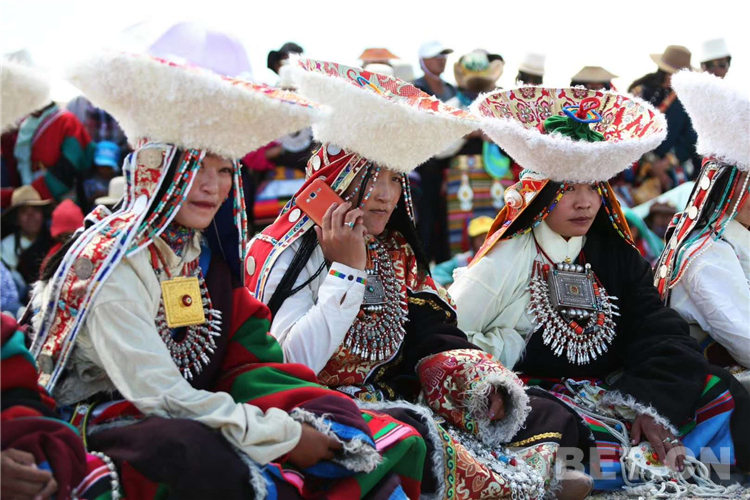 ཚྭ་ཁ་འགྲམ་རྒྱུད་ཀྱི་འབྲོག་པ་གསར་པ།