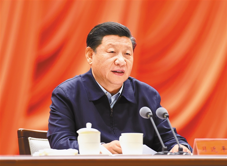 ཞི་ཅིན་ཕིང་གིས་ཏང་གི་སྐབས་བཅུ་དགུ་པའི་ཀྲུང་ཨུ་ཚང་འཛོམས་གྲོས་ཚོགས་ཐེངས་ལྔ་པའི་དགོངས་དོན་སློབ་སྦྱོང་ལག་བསྟར་བྱེད་པའི་མཛད་སྒོའི་ཐོག་གསུང་བཤད་གལ་ཆེན་གནང་བ།